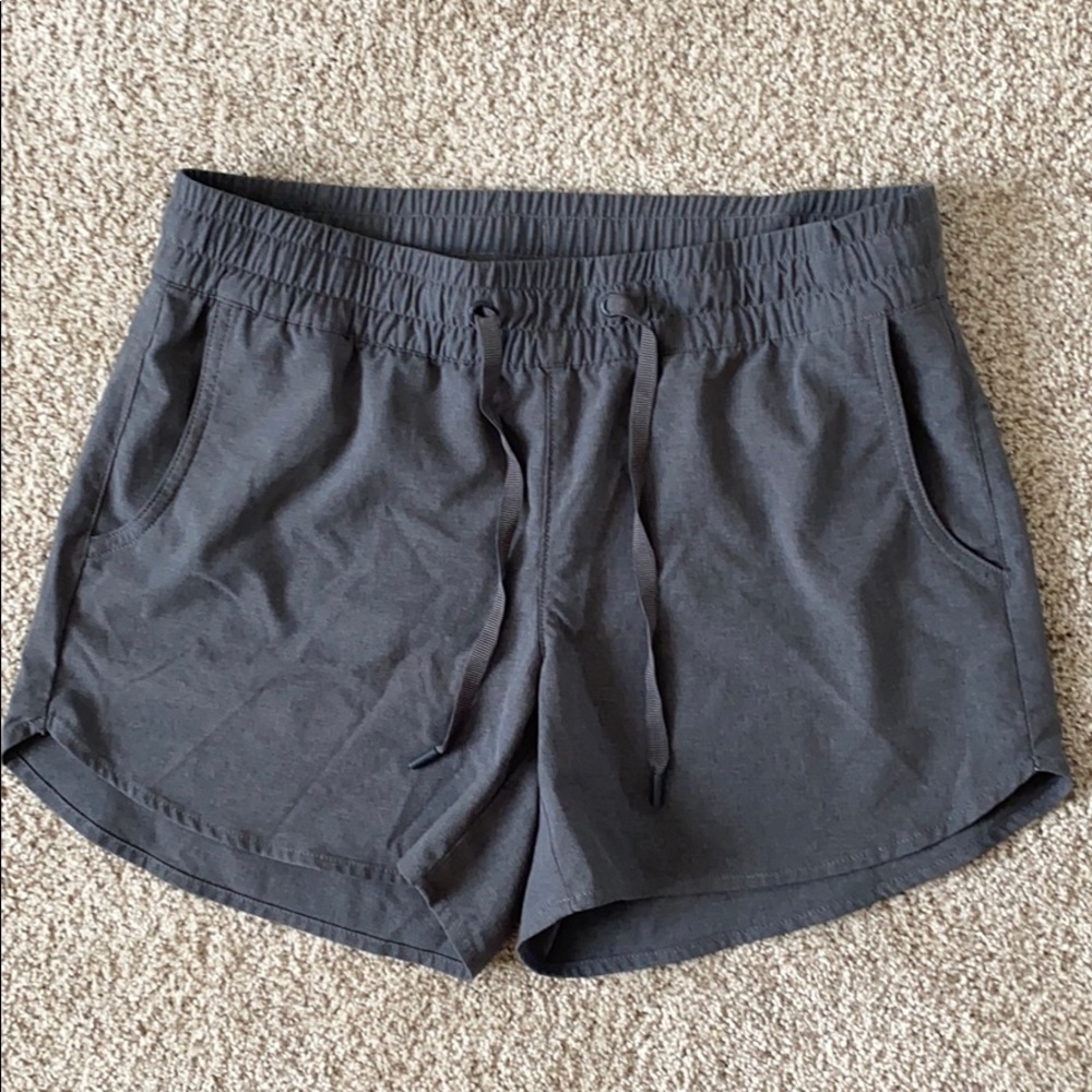 Eddie Bauer women’s shorts -XS